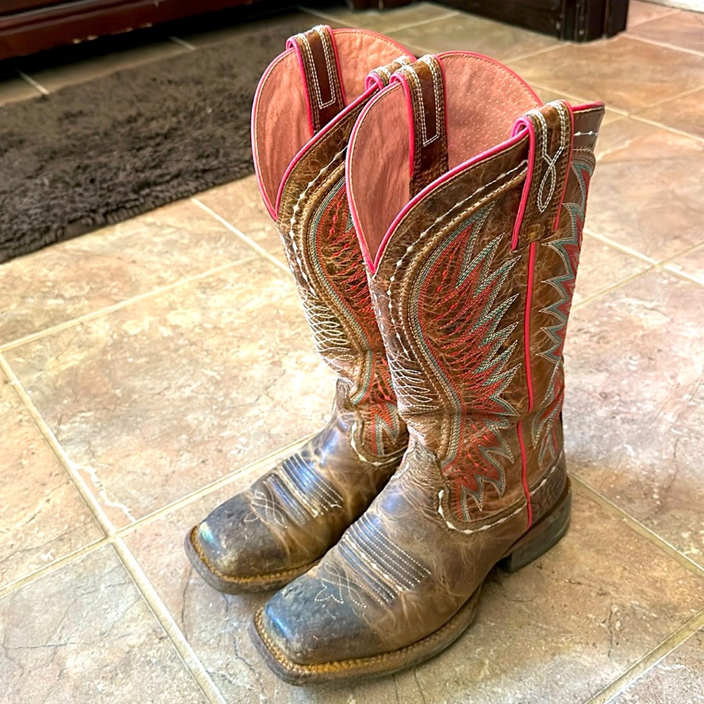 Women’s Ariat Boots size 6.5B